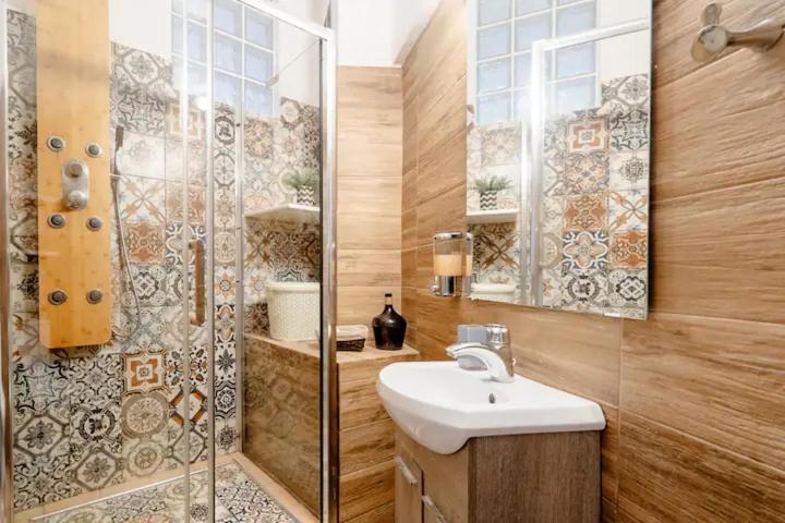 Brand New Modern Lux Apartment Close To Historical Center! Ateny Zewnętrze zdjęcie